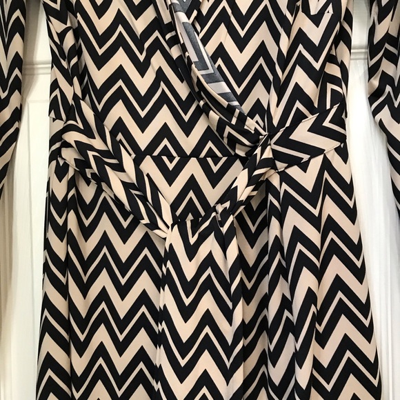 INC International Concepts Mod Zig Zag Print Wrap Dress - Picture 6 of 8